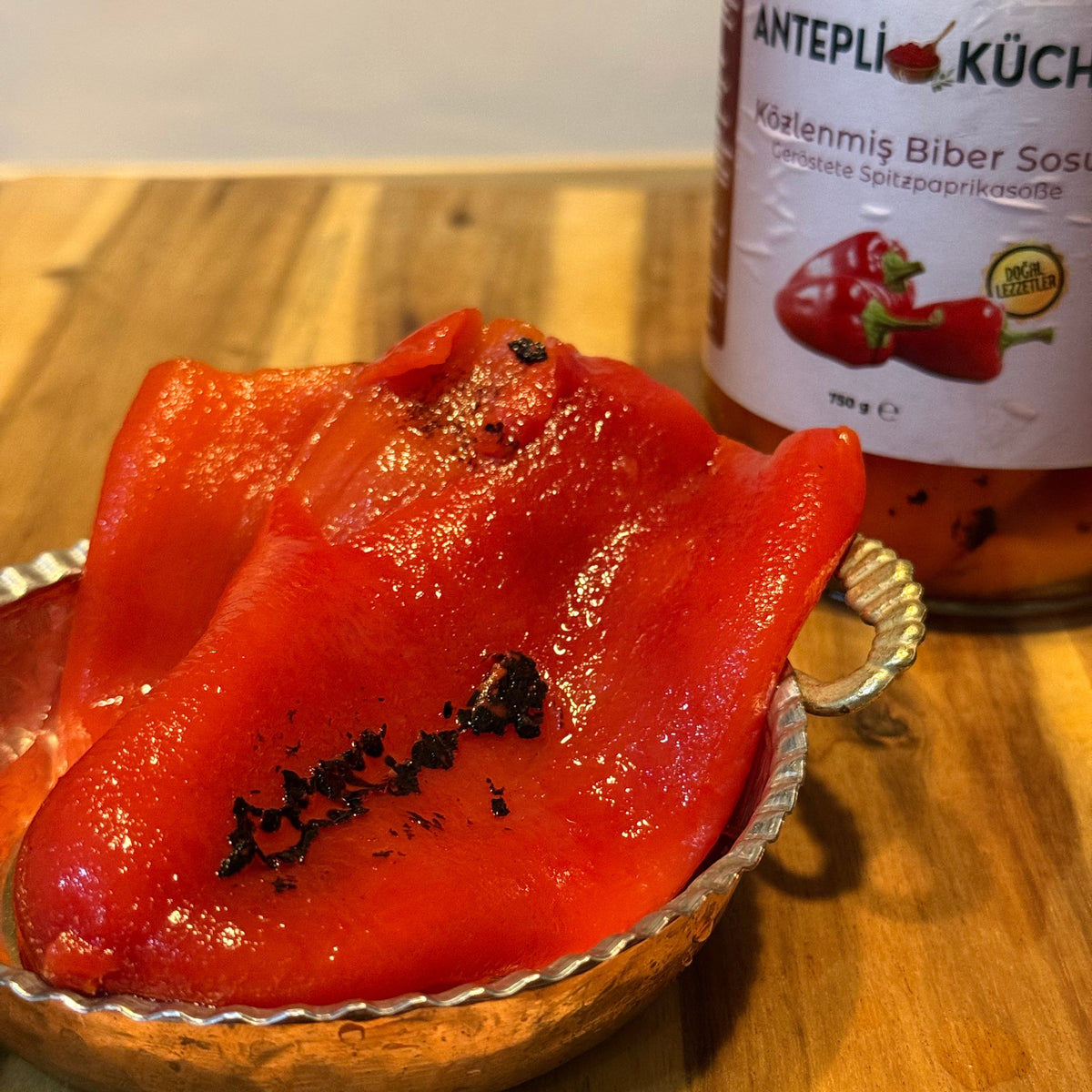 Közlenmiş Sivri Biber Sosu 750gr